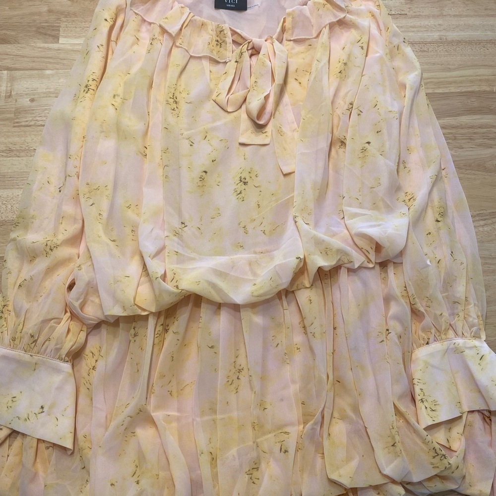 Vici Pastel Pink and Yellow Floral Pleated Dress